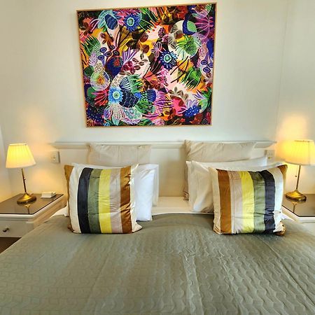 Deluxe Private Apartment And Studio - Ocean Views โกลด์โคสต์ ภายนอก รูปภาพ