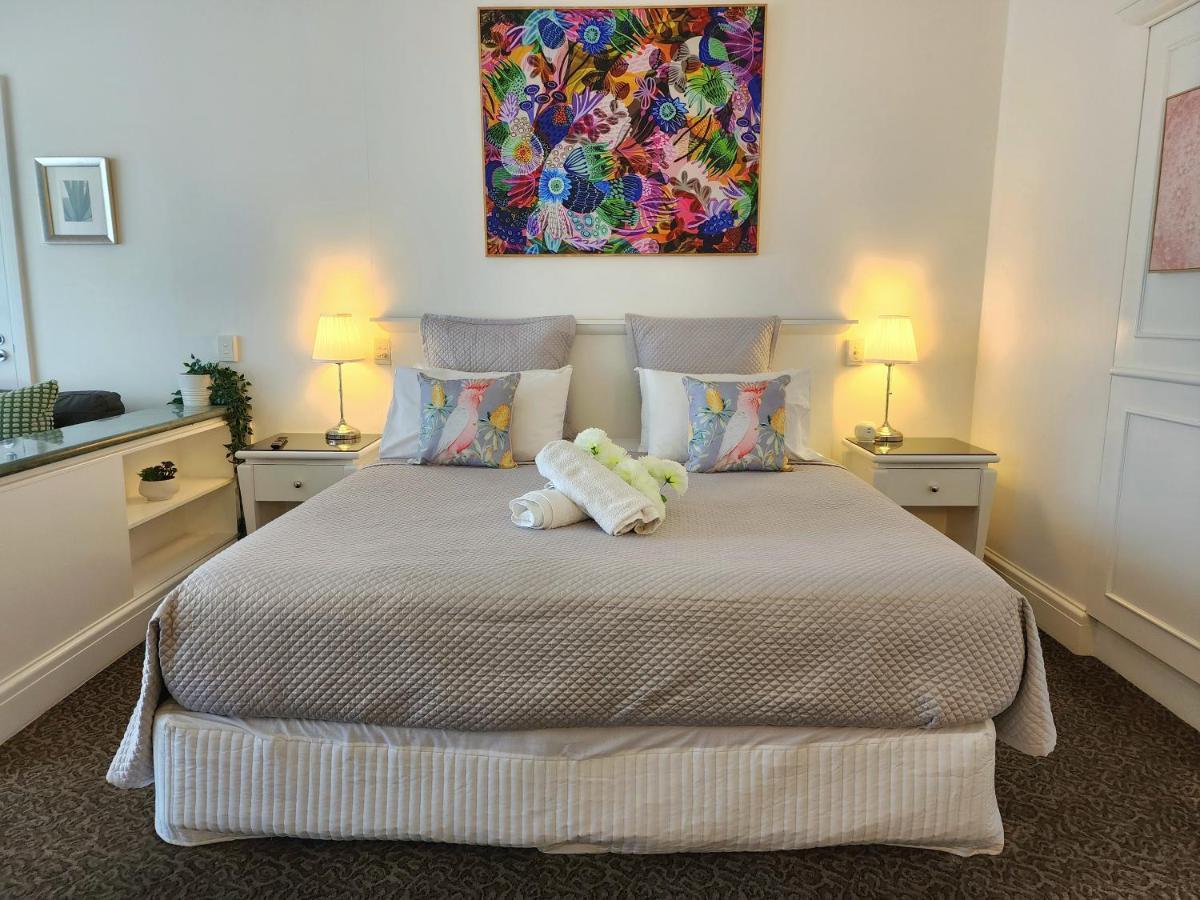 Deluxe Private Apartment And Studio - Ocean Views โกลด์โคสต์ ภายนอก รูปภาพ